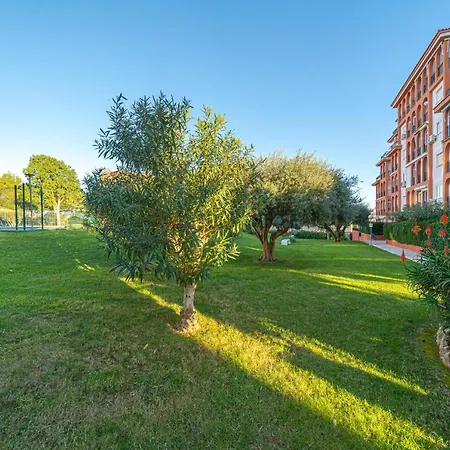 Liria Apartment